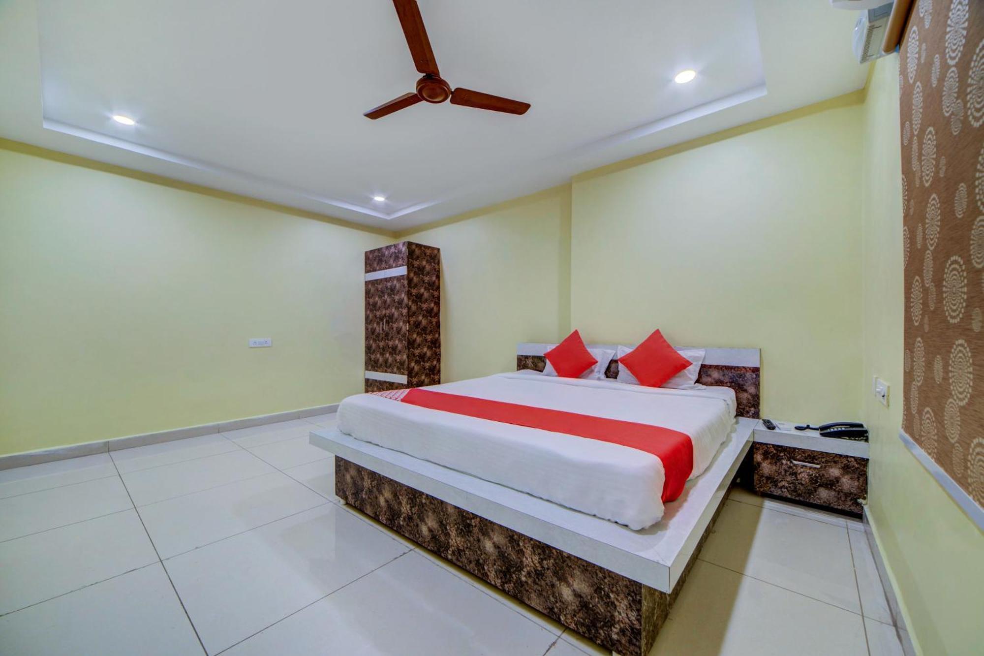 Hotel O Ksl Guest House Karimnagar Exterior foto